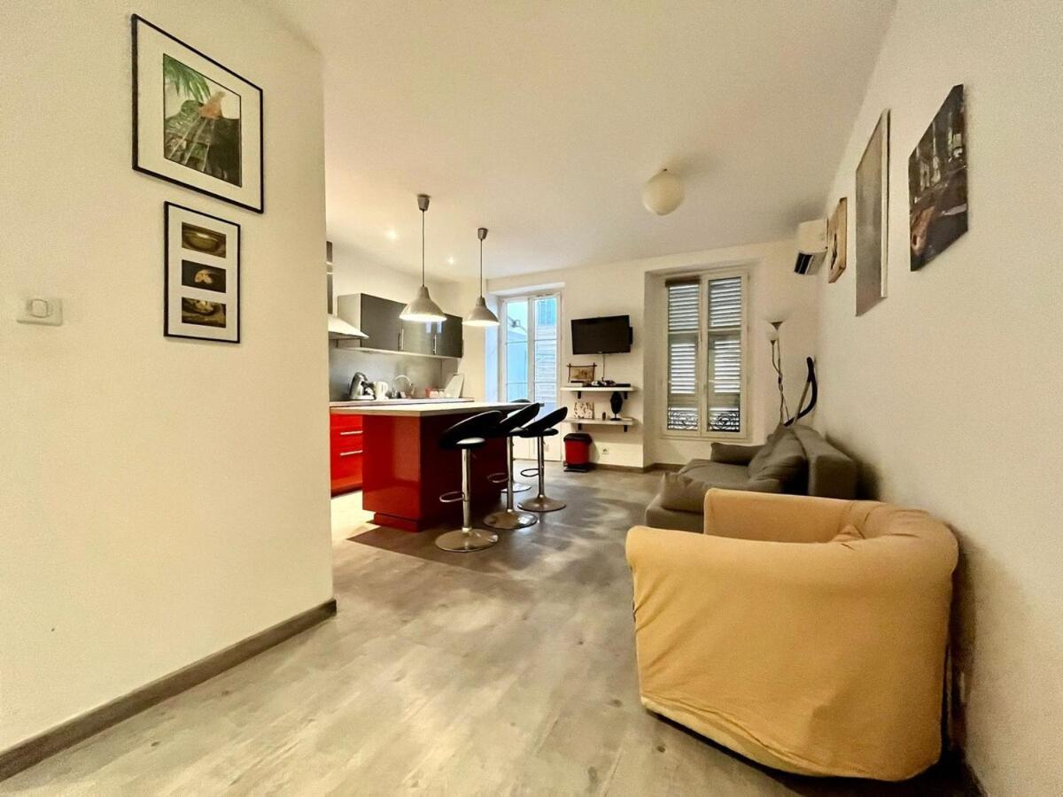 For 2 - Hyper Center Near Tram Appartamento Nizza